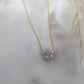 Collier fin en chaîne dorée avec boule argentée DISCO