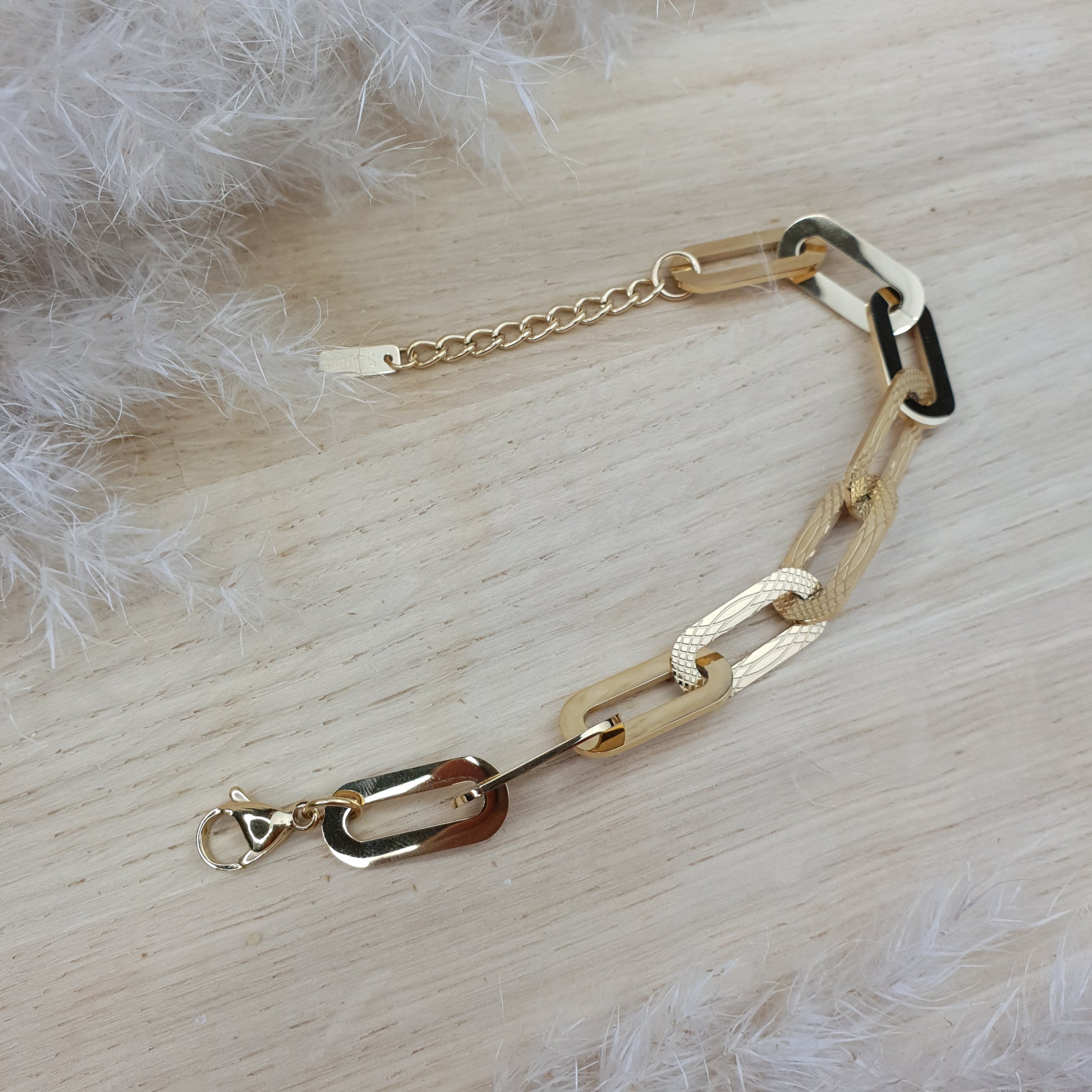 Bracelet Bohème Chaine Anneau Aggravée - ZAKOUTAA