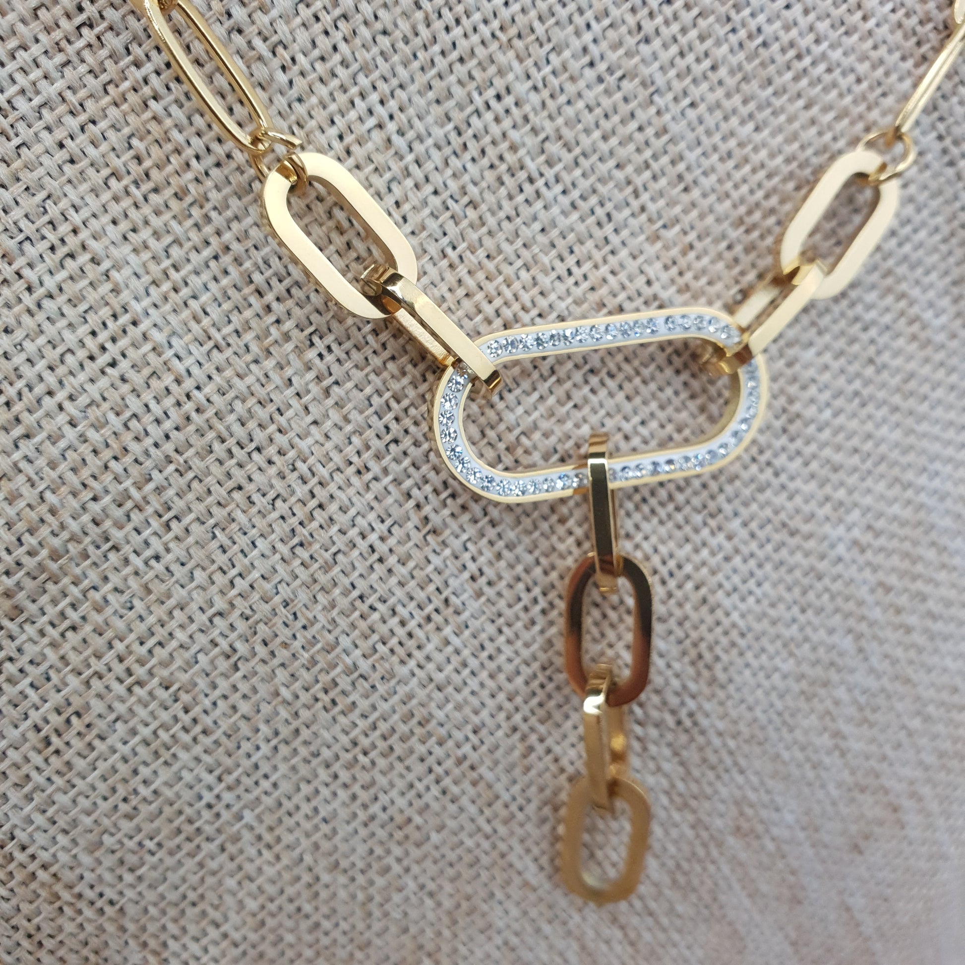 Collier Bohème Style Chaines, Pendentif Anneau Orné De Diamants - ZAKOUTAA