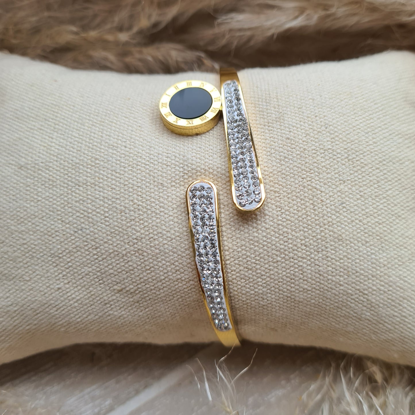 Bracelet Bohème Rigide Diamantée Pendentif Luxe - ZAKOUTAA