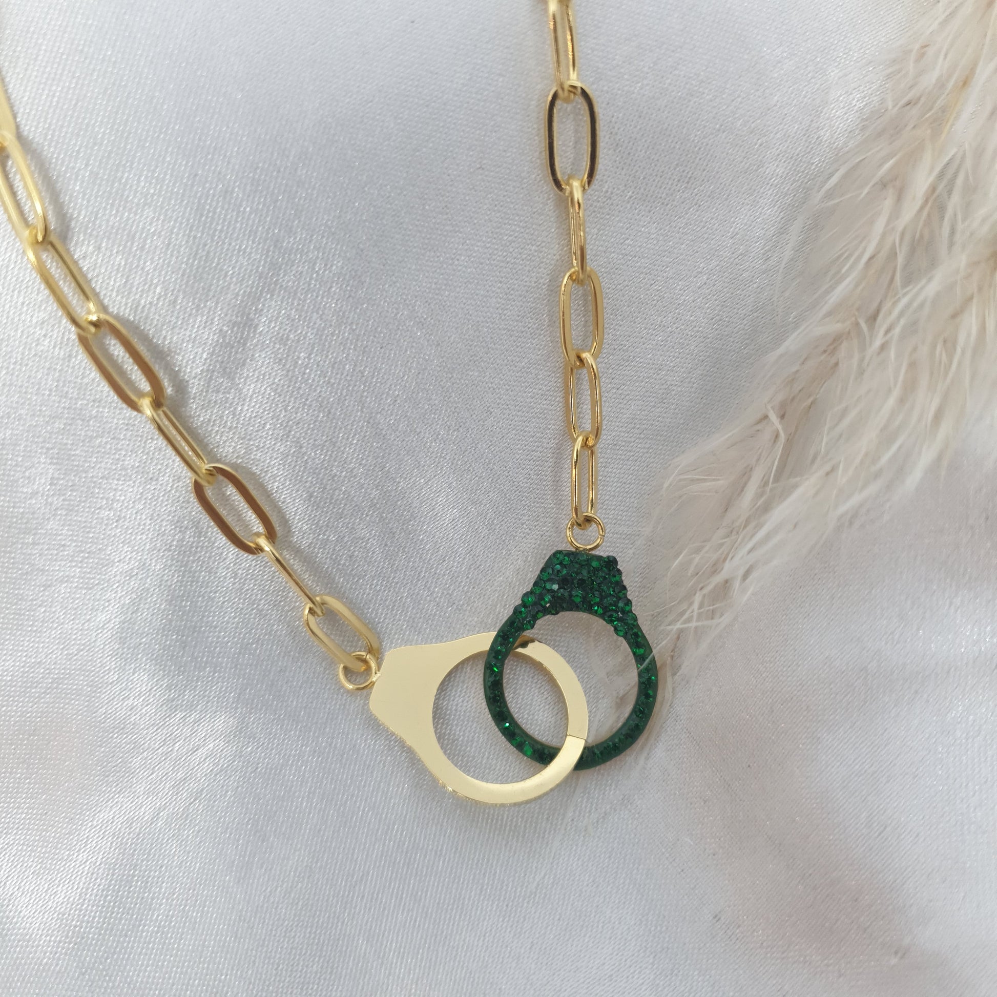 Collier doré en chaîne et menottes émeraudes en acier inoxydable UNION RéussiteActif