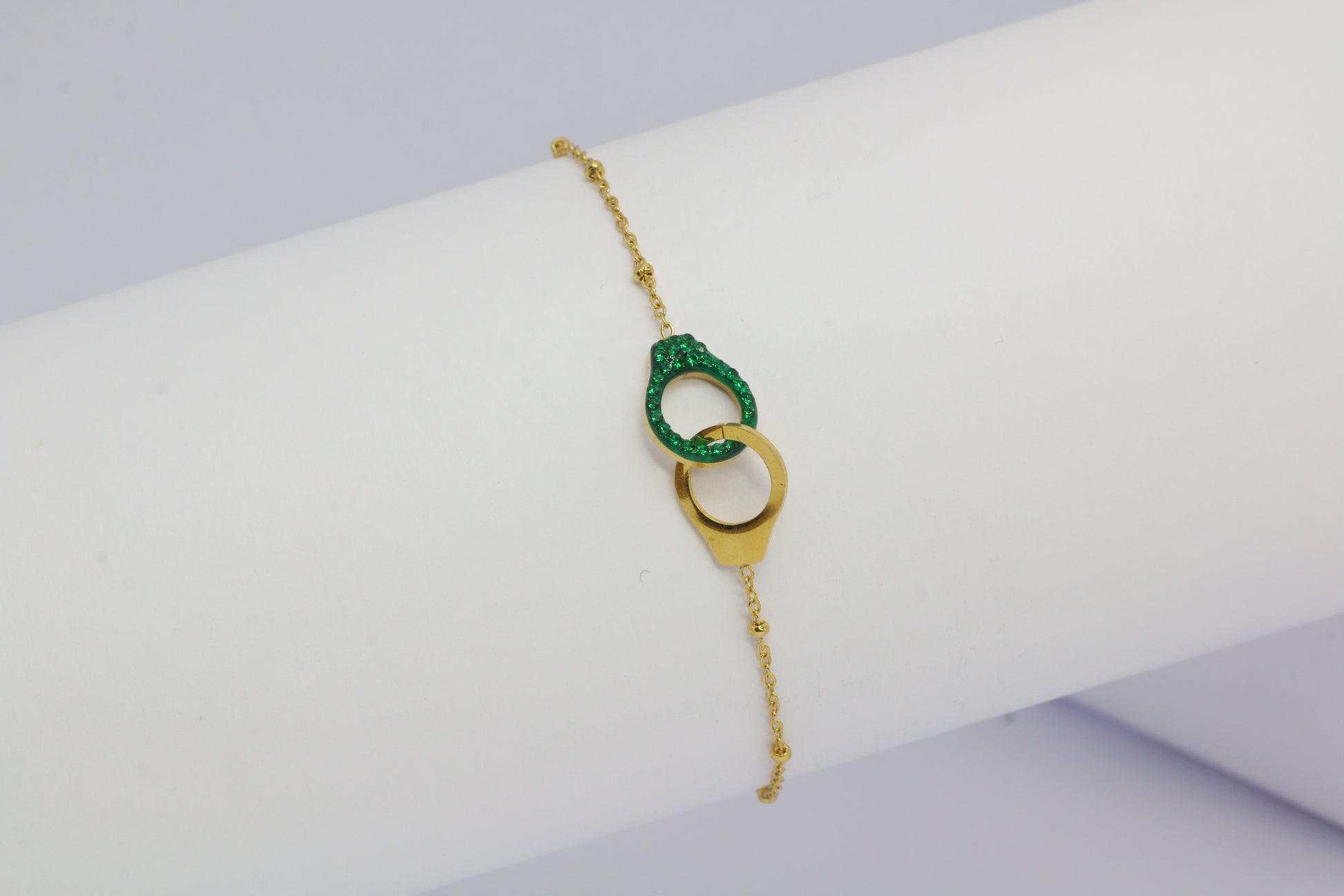 Bracelet bohème pendentif menottes - ZAKOUTAA