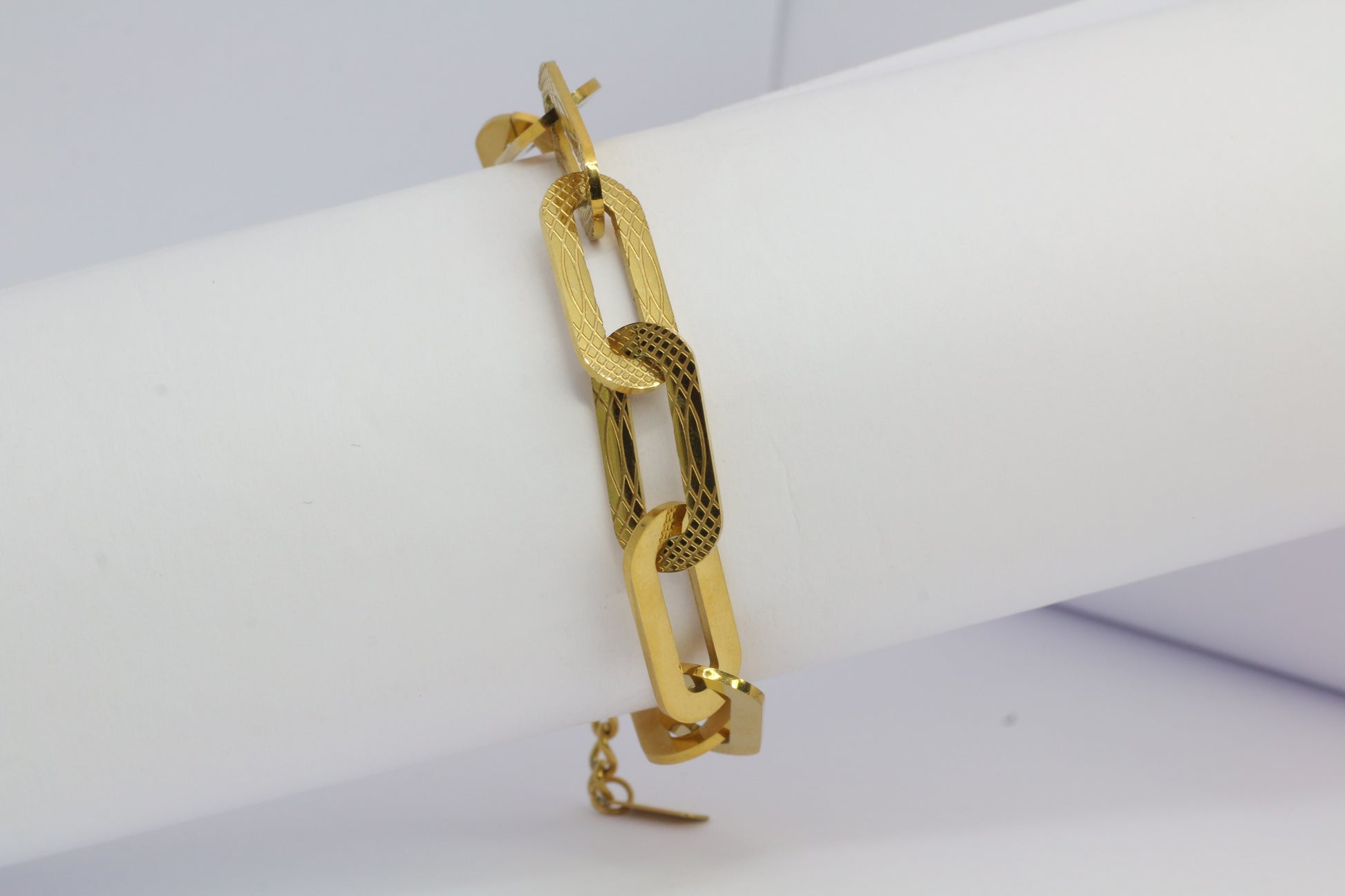Bracelet Bohème Chaine Anneau Aggravée - ZAKOUTAA