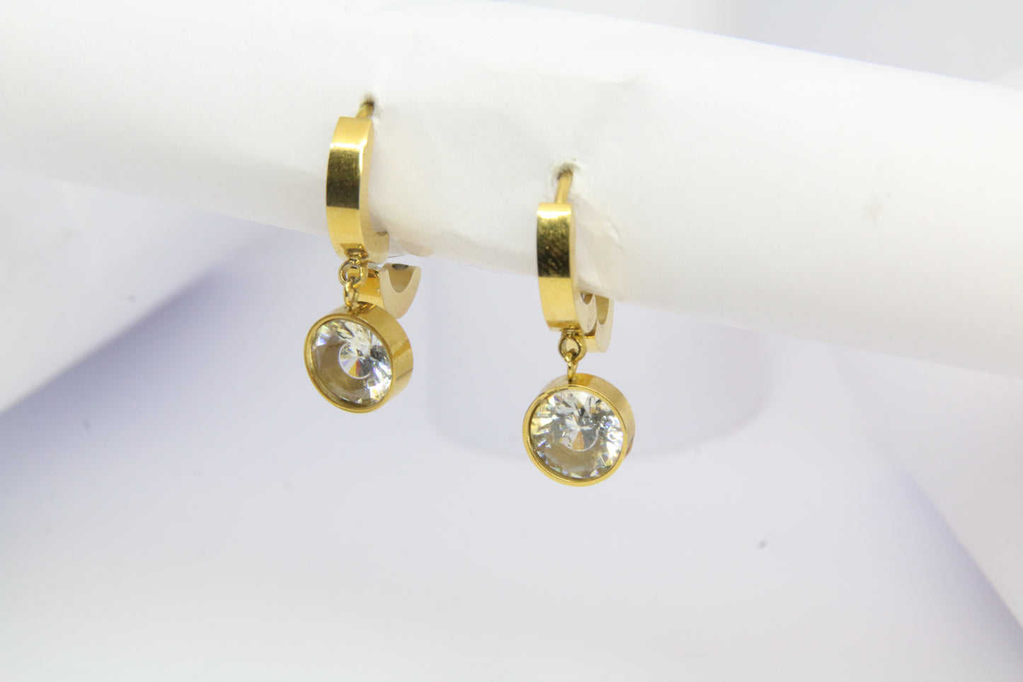 Boucles d'oreilles dorées avec cristaux diamants en acier inoxydable
