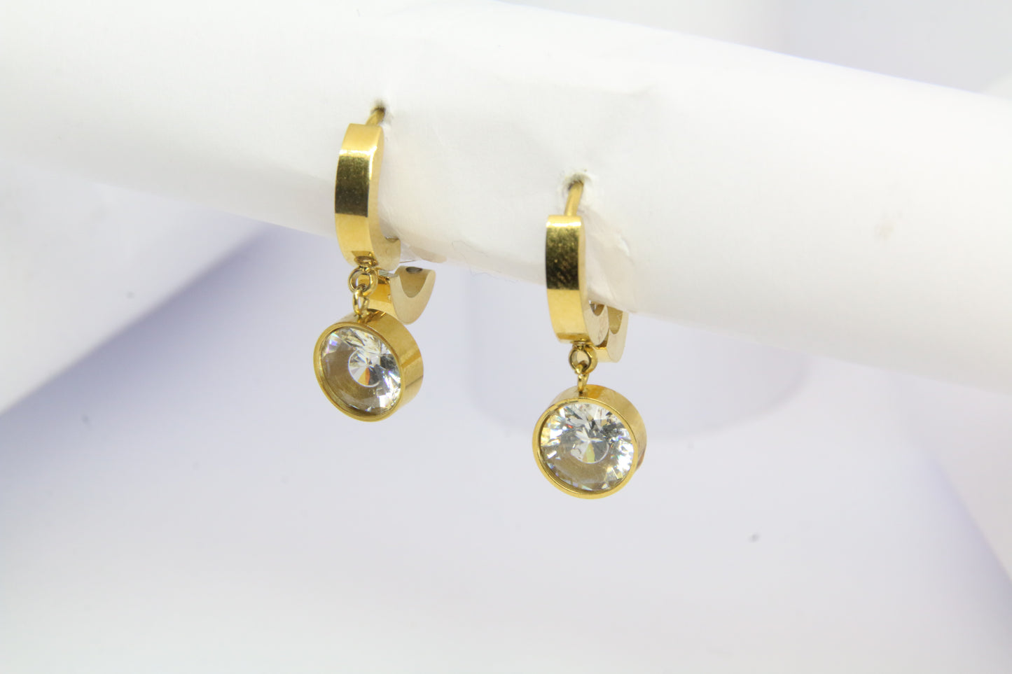 Boucles d'oreilles dorées avec cristaux diamants en acier inoxydable