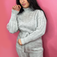 Ensemble en laine à bandes avec ceinture gris