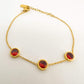 Bracelet chaîne avec 3 diamant rouge